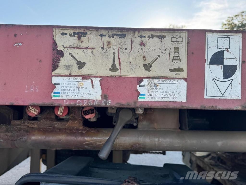 Broshuis 3AOU-48 3 AXLE - SAF - EXTENDABLE نصف مقطورات مسطحة / مفصلية الجوانب