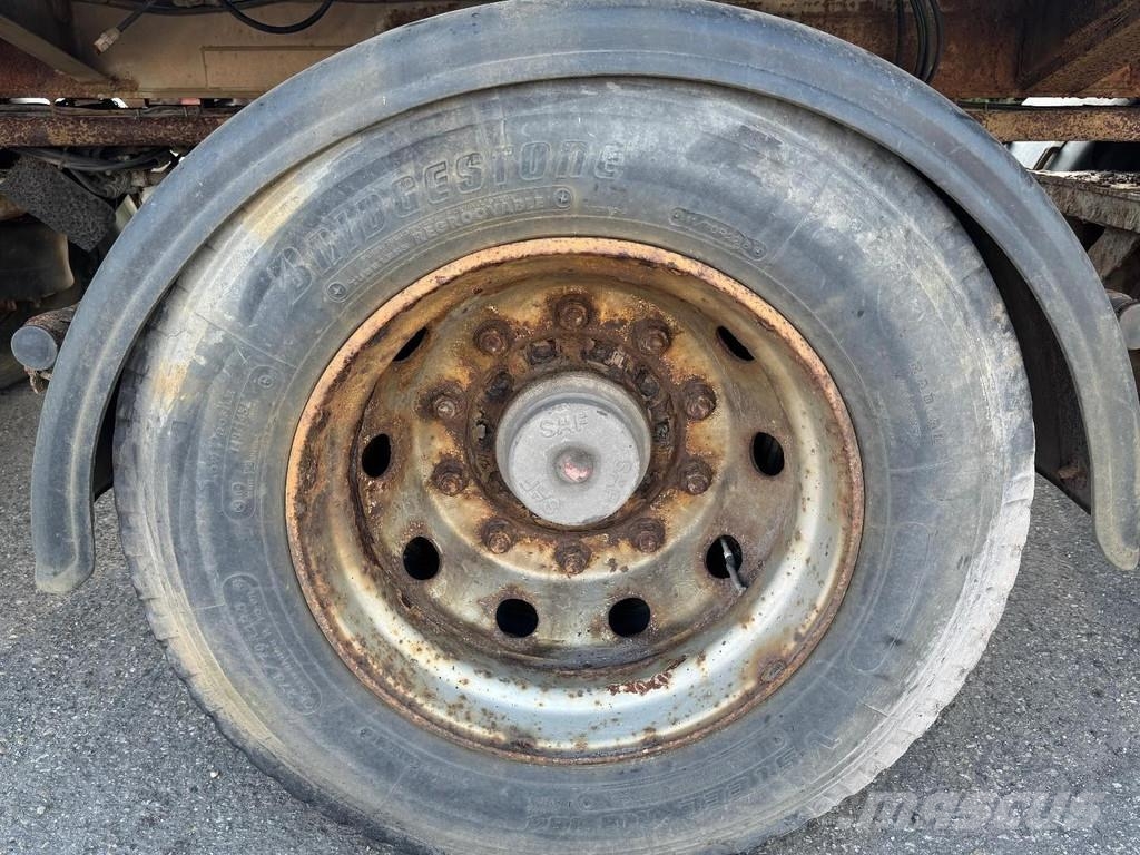 Broshuis 3AOU-48 3 AXLE - SAF - EXTENDABLE نصف مقطورات مسطحة / مفصلية الجوانب