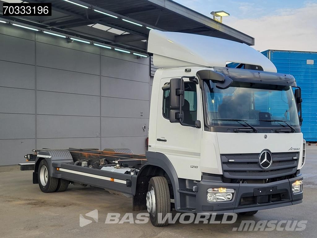 Mercedes-Benz Atego 1218 4X2 12tonner LOW Mileage! BDF + box Cru Chariots à câble démontable