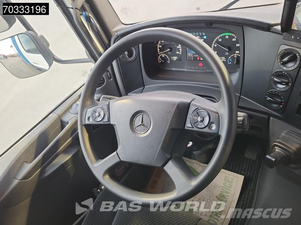Mercedes-Benz Atego 1218 4X2 12tonner LOW Mileage! BDF + box Cru Camiones desmontables