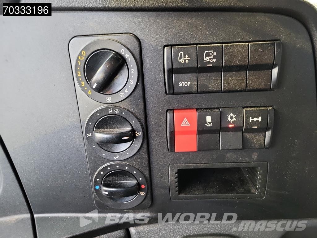 Mercedes-Benz Atego 1218 4X2 12tonner LOW Mileage! BDF + box Cru Camiones desmontables