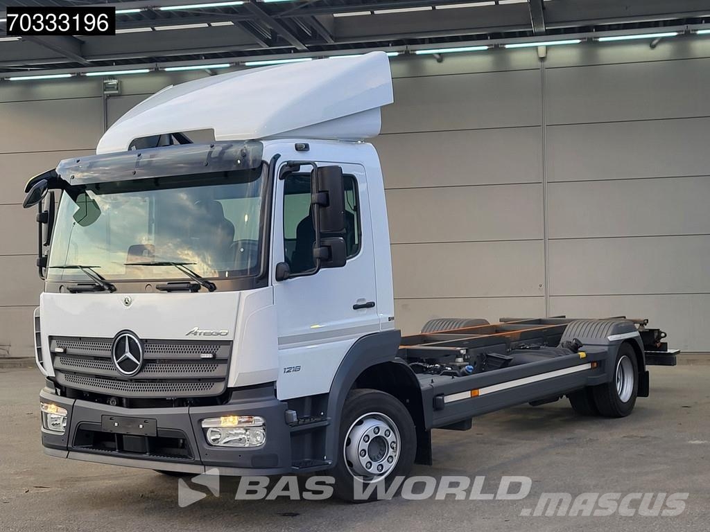 Mercedes-Benz Atego 1218 4X2 12tonner LOW Mileage! BDF + box Cru Camiones desmontables