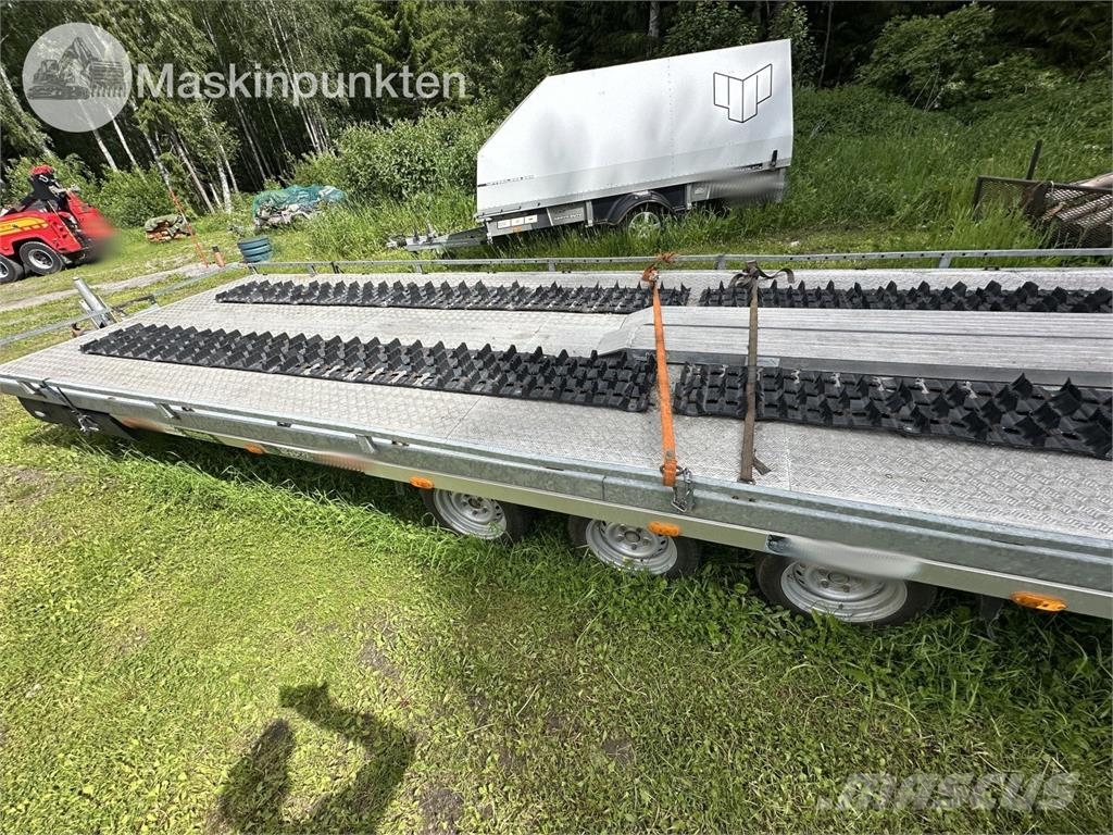 Agados Donna B3 Special Vehicle transport trailers