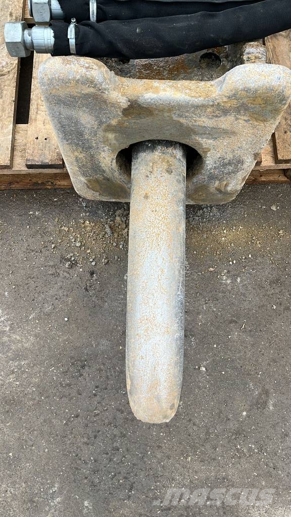 CAT H 115 GC Hammer / Brecher