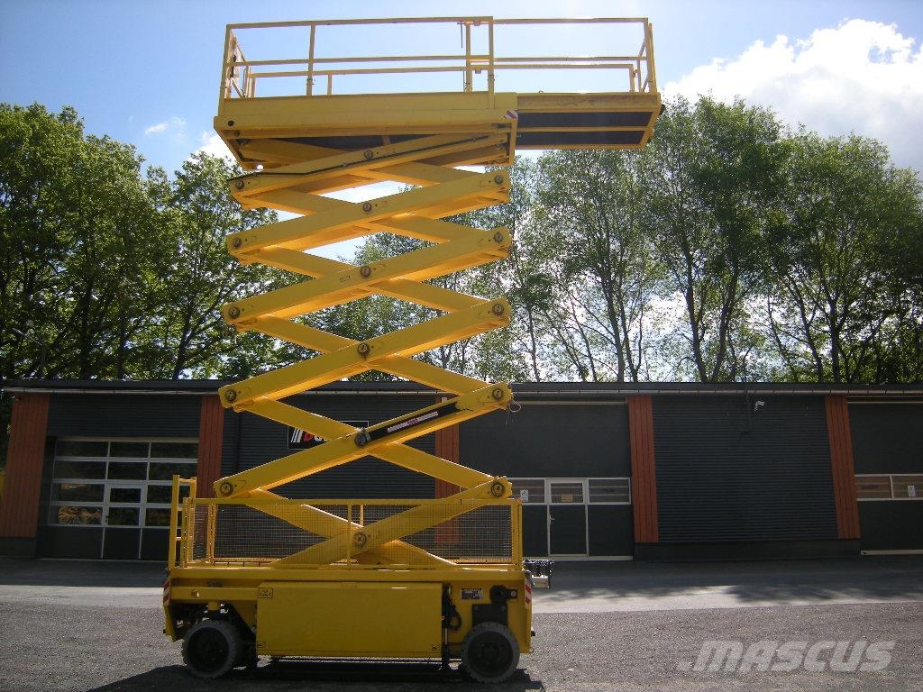 Holland Lift HL 190E12 剪式升降機