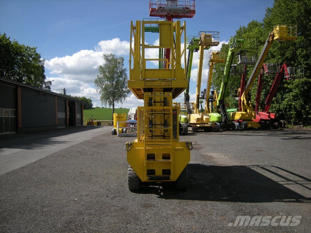 Holland Lift HL 190E12 剪式升降機