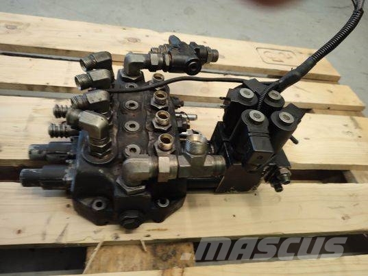 Terex 2506 hydraulic distributor Hidrolik