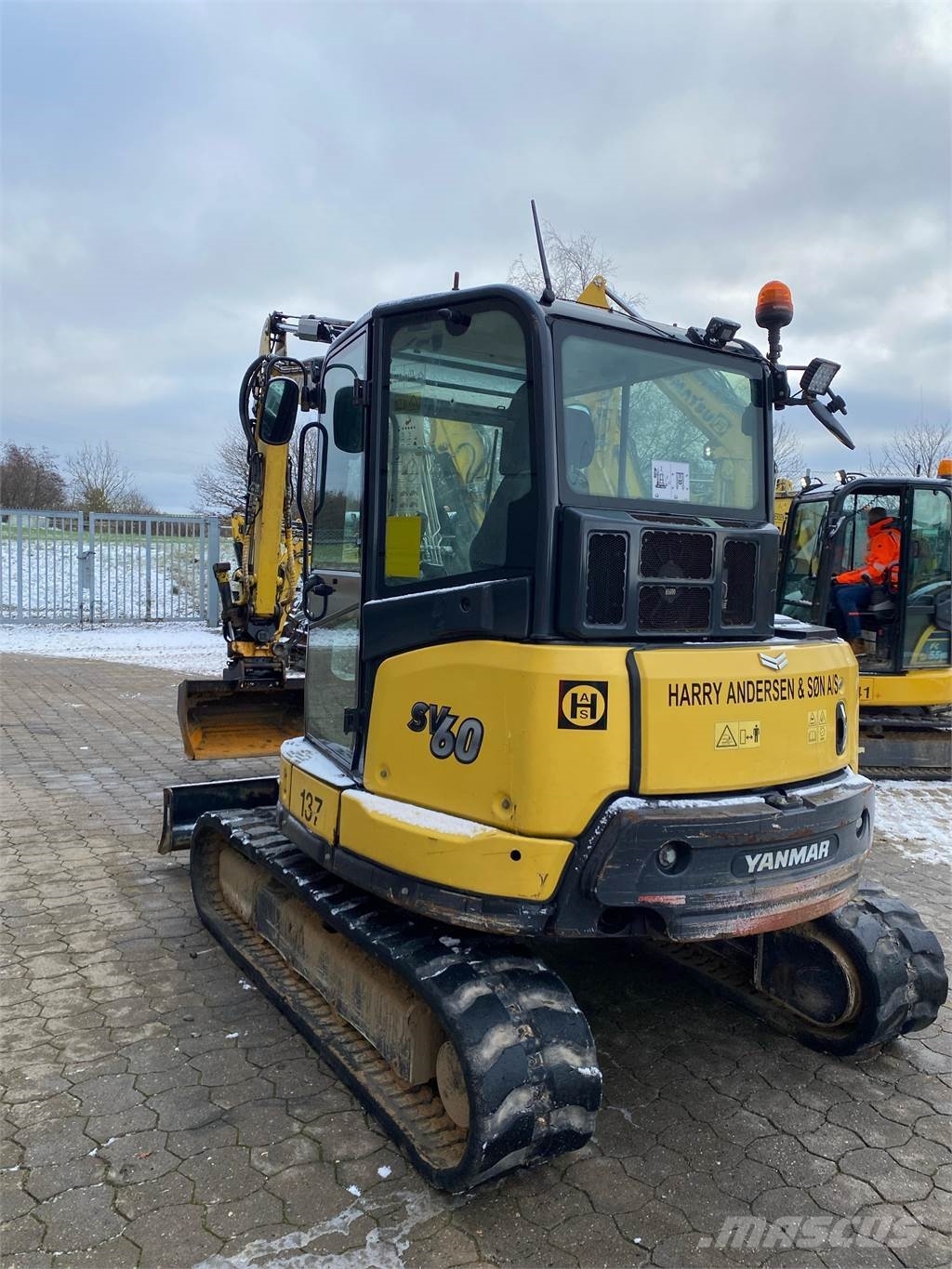 Yanmar SV60 Mini bageri < 7t