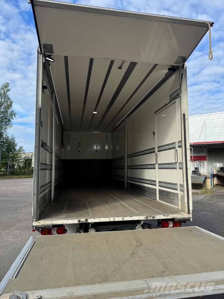 Mercedes-Benz Atego 818 L Camion cassonati