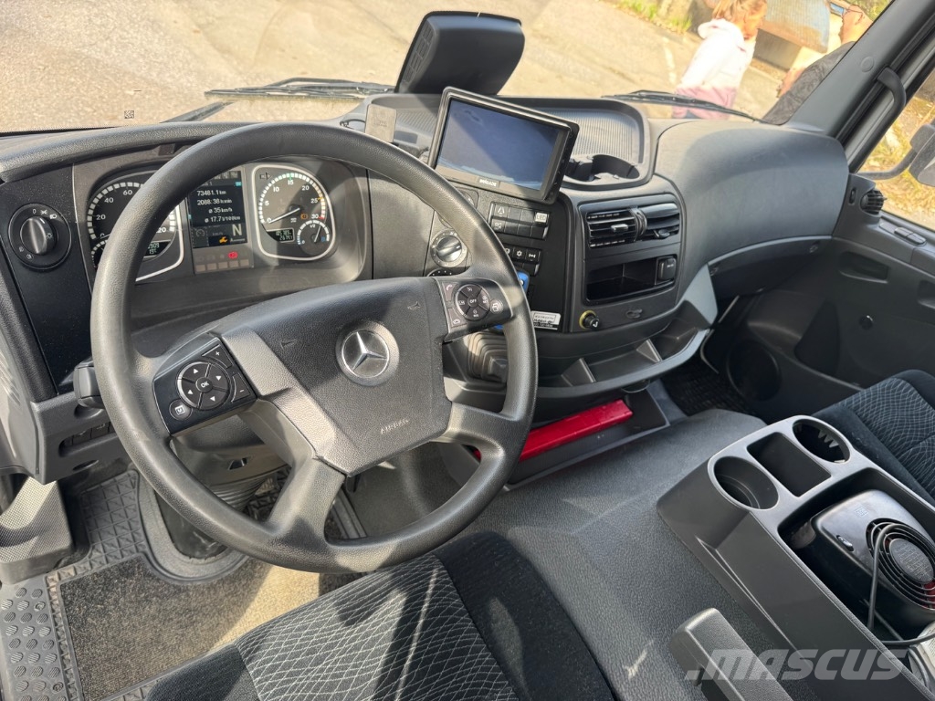 Mercedes-Benz Atego 818 L Camion cassonati