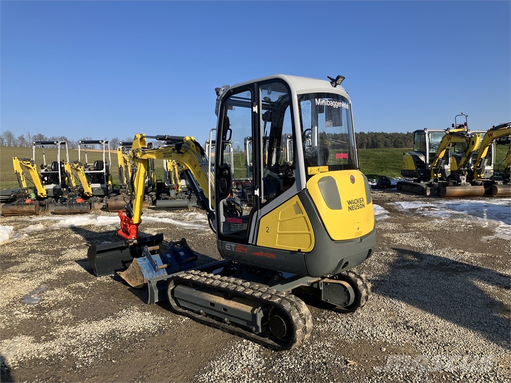 Wacker Neuson ET24 حفارات زحافة