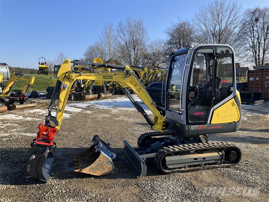 Wacker Neuson ET24 حفارات زحافة