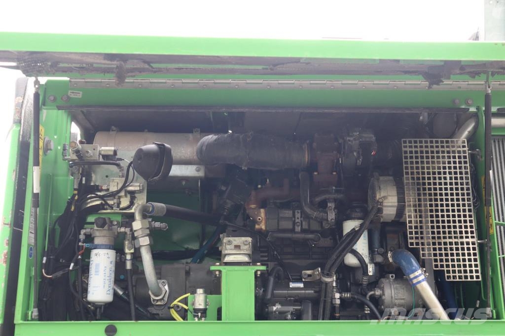 Sennebogen 818 ME | SORTING GRAB | BLADE + OUTRIGGERS Escavatori gommati