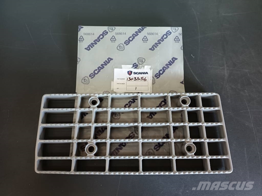 Scania STEP PLATE 1303556 섀시 및 서스펜션