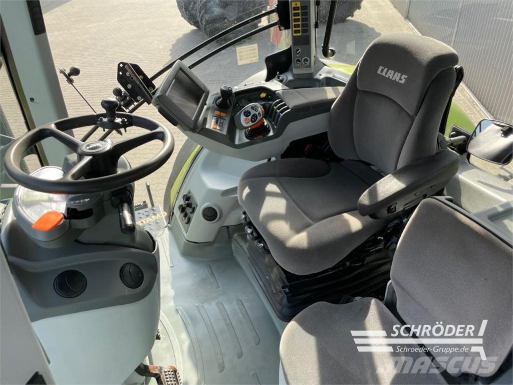 CLAAS AXION 830 CMATIC Traktori