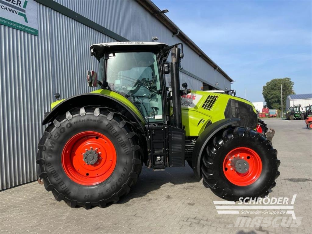 CLAAS AXION 830 CMATIC Traktori