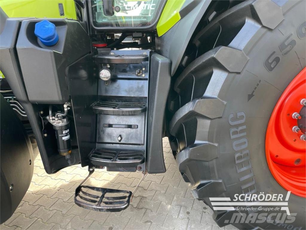 CLAAS AXION 830 CMATIC Traktori