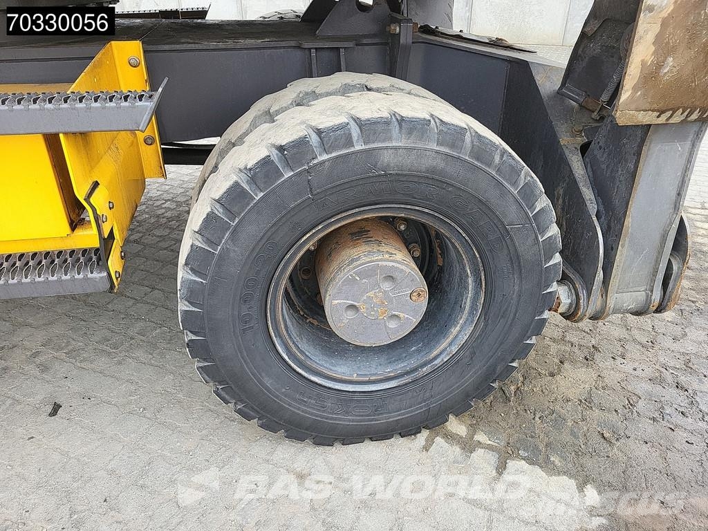 Volvo EW210 D Outrigers + Blade حفارات بعجل