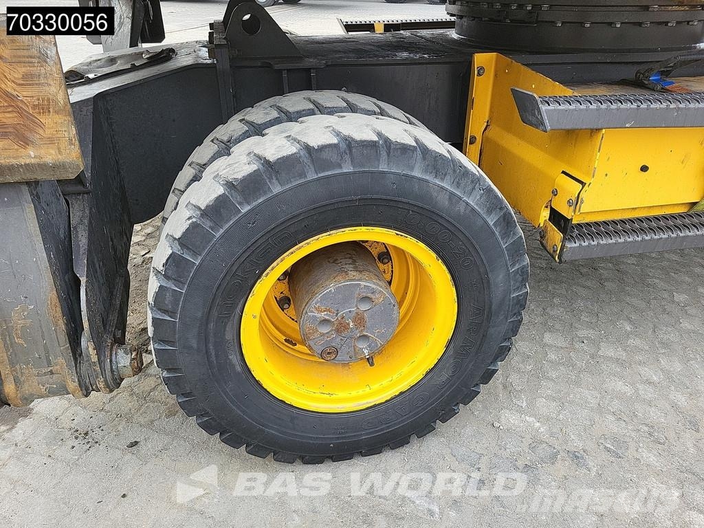 Volvo EW210 D Outrigers + Blade حفارات بعجل