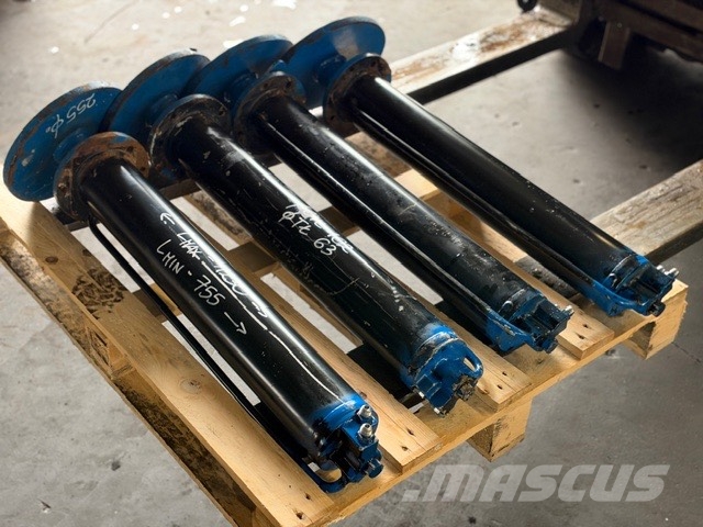 SkyJack SKYJACK SJ6832RT USED COMPLET STABILIZATOR هيدروليات