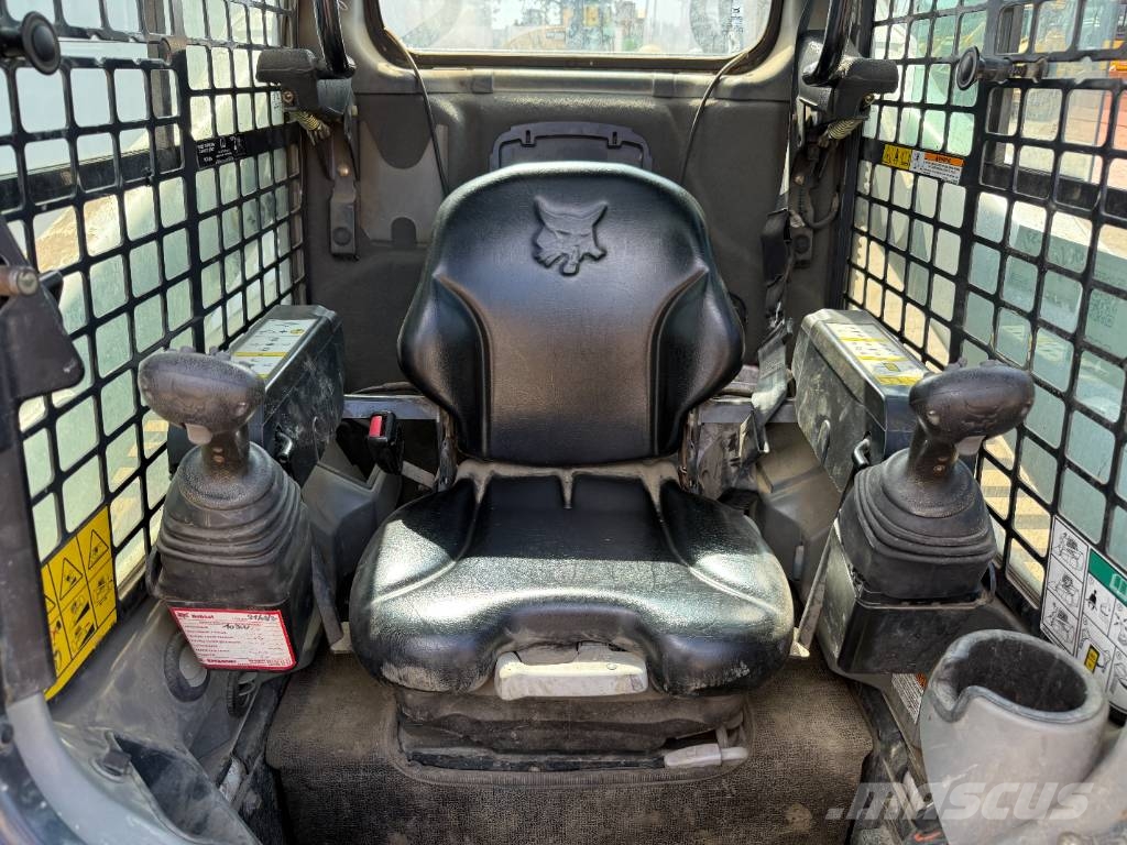 Bobcat T770 - Closed Cab / Quick Coupler Kompaktlader