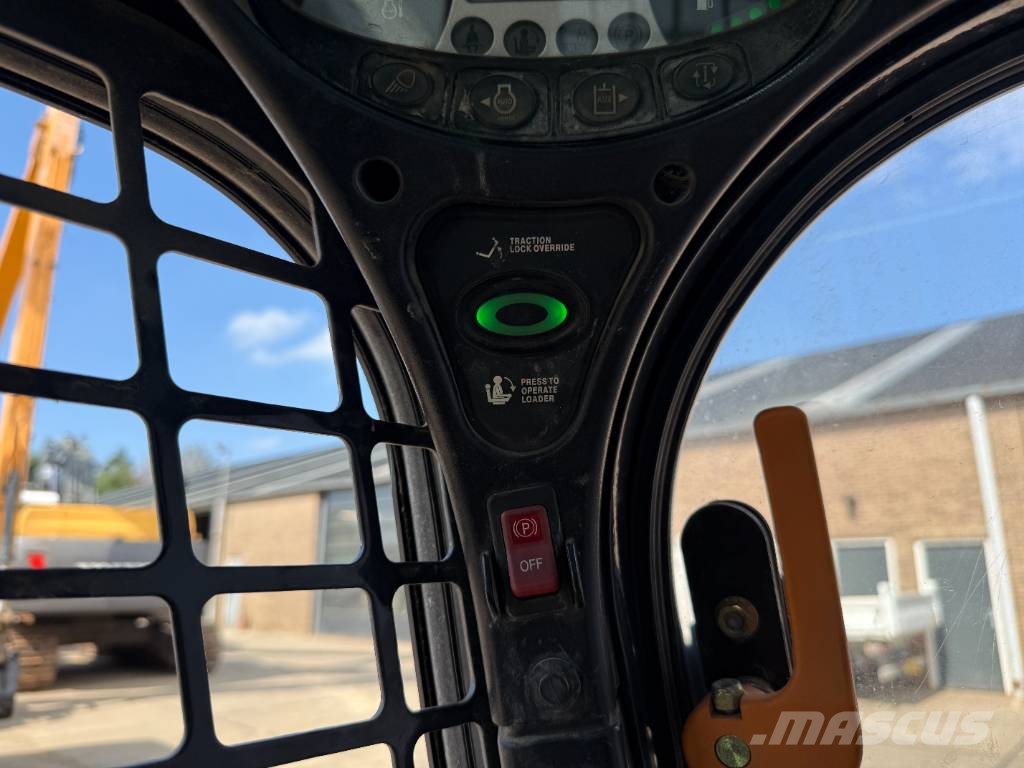 Bobcat T770 - Closed Cab / Quick Coupler Kompaktlader