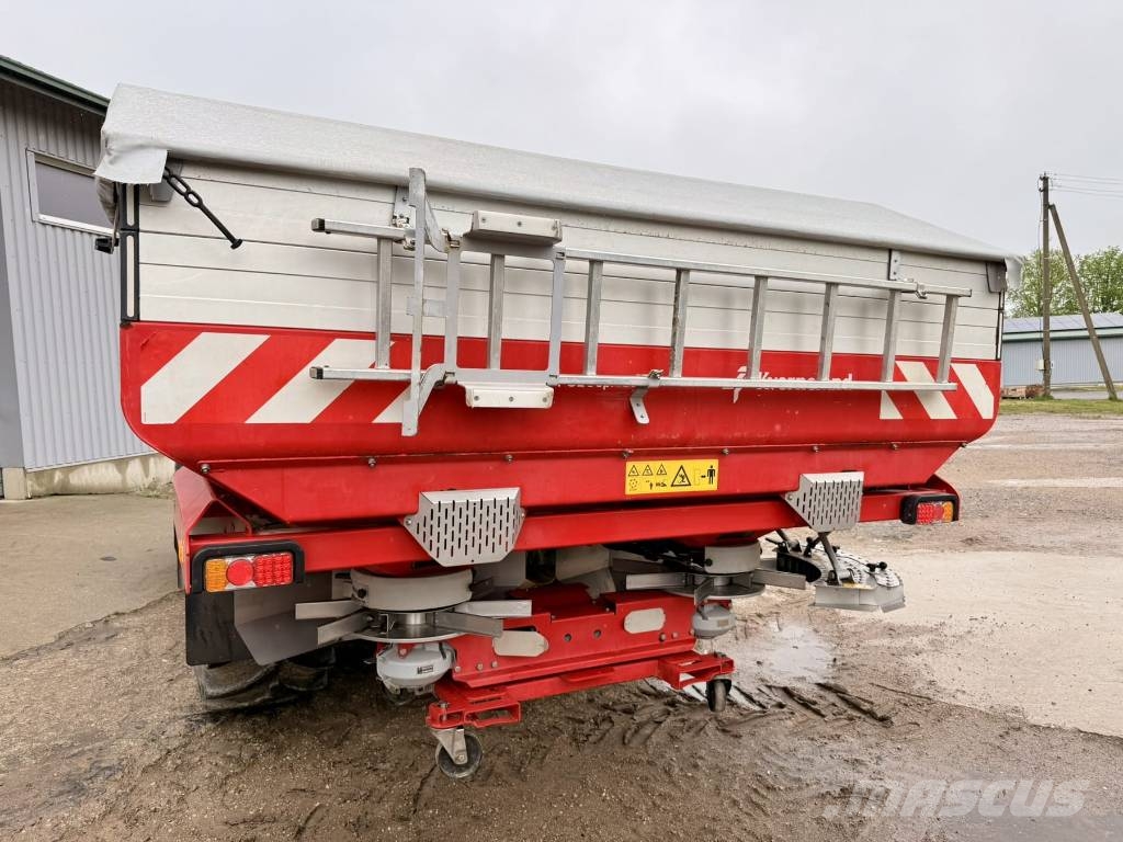 Kverneland Exacta-TL GEO 3200 Împrastierea mineralelor