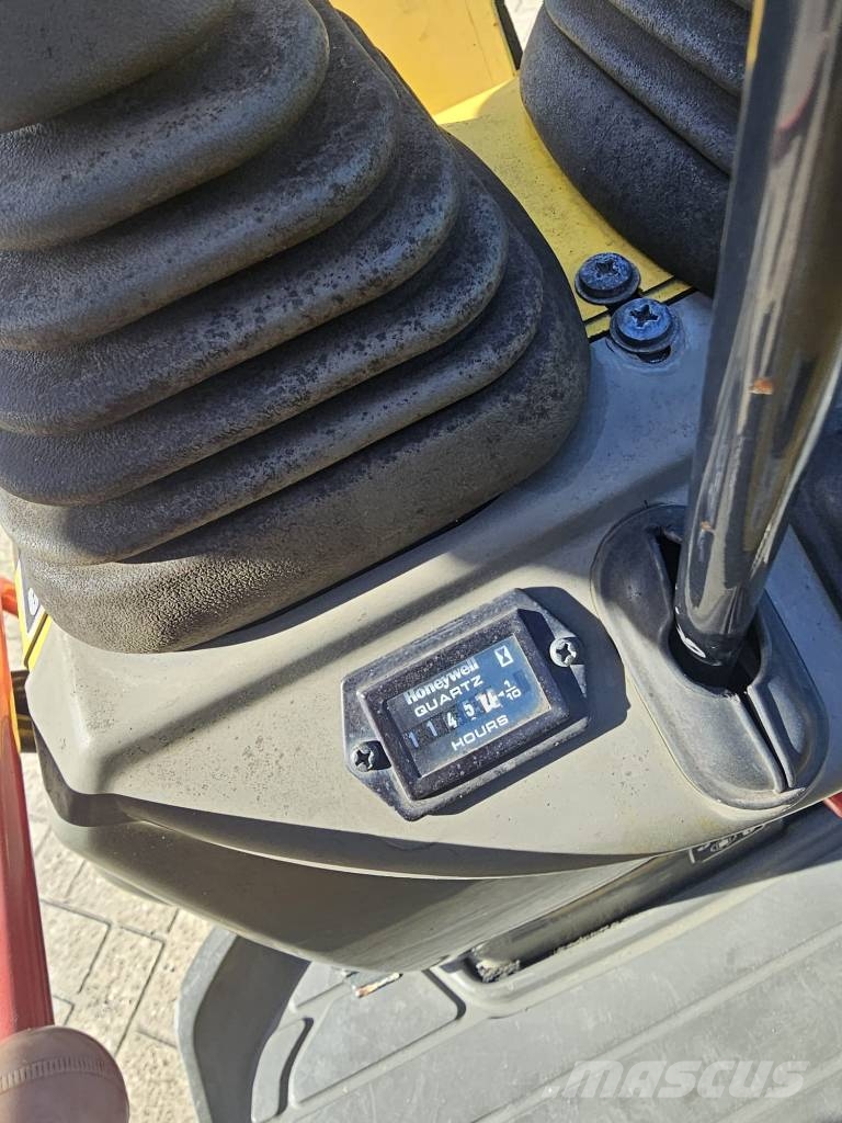 Yanmar SV08-1A(S) Minigraafmachine (2016) sv08 Mini bagri <7t