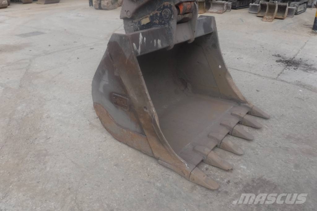 Hitachi ZX 210 LC-7 Crawler excavators