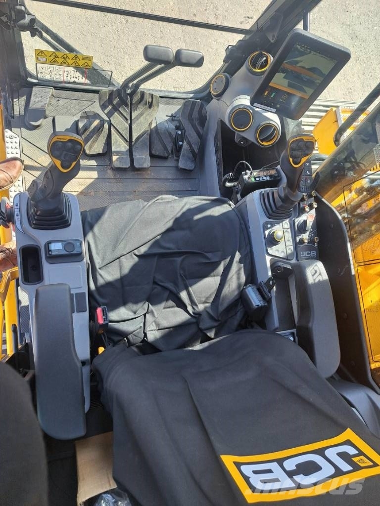 JCB 145X Crawler excavators