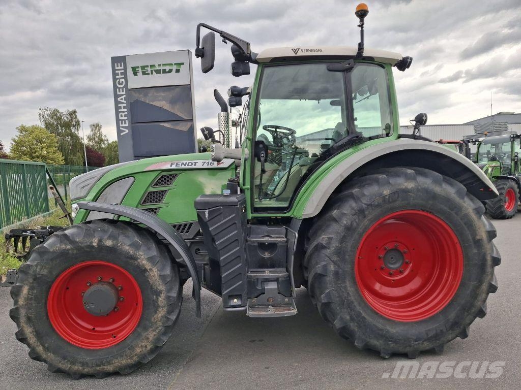 Fendt 716 PROFI SCR Трактори