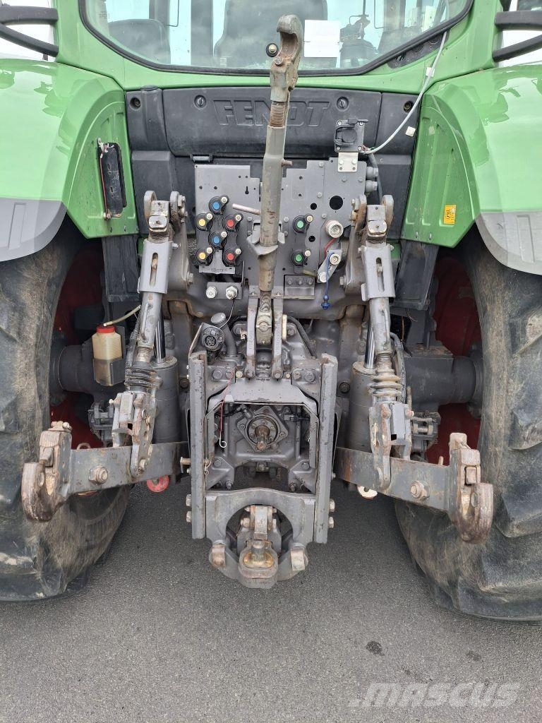 Fendt 716 PROFI SCR Traktoren