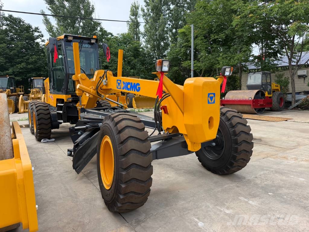 XCMG GR 1803 モーターグレーダー