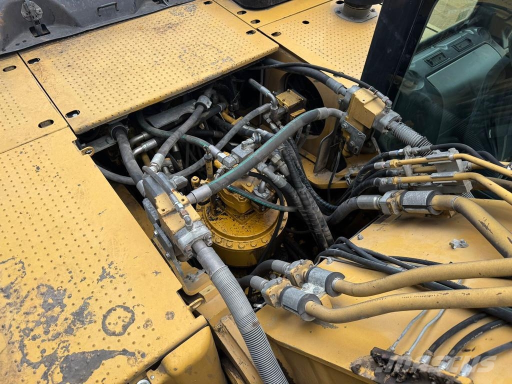 CAT 336D 特殊油圧ショベル