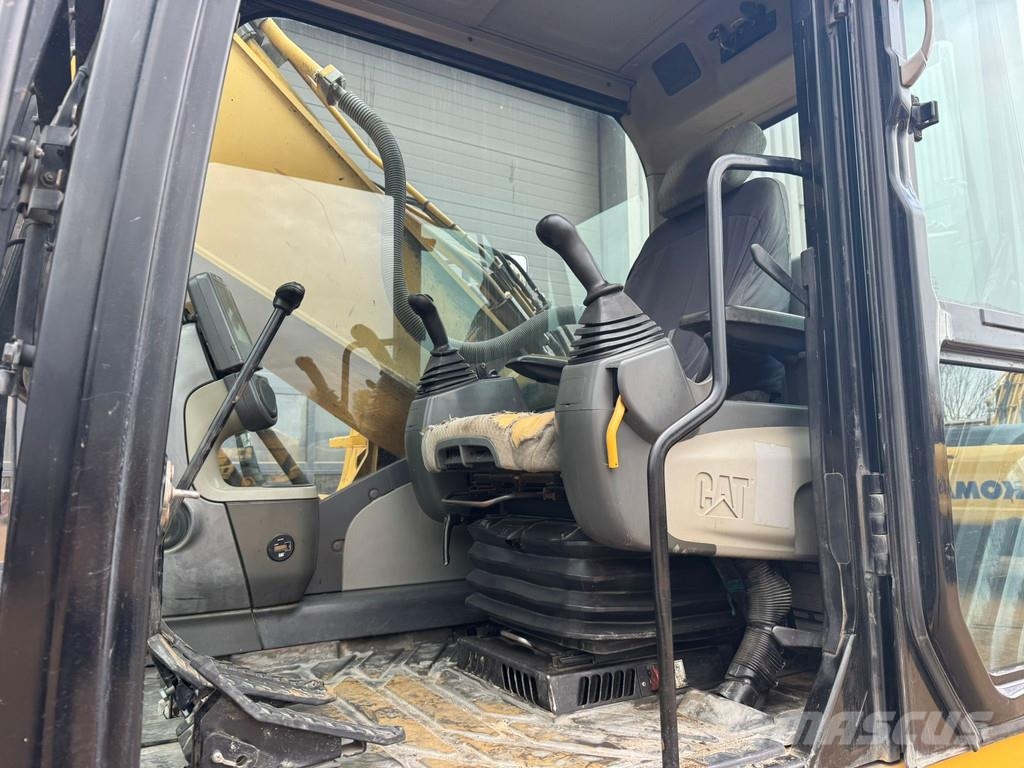 CAT 336D 特殊油圧ショベル