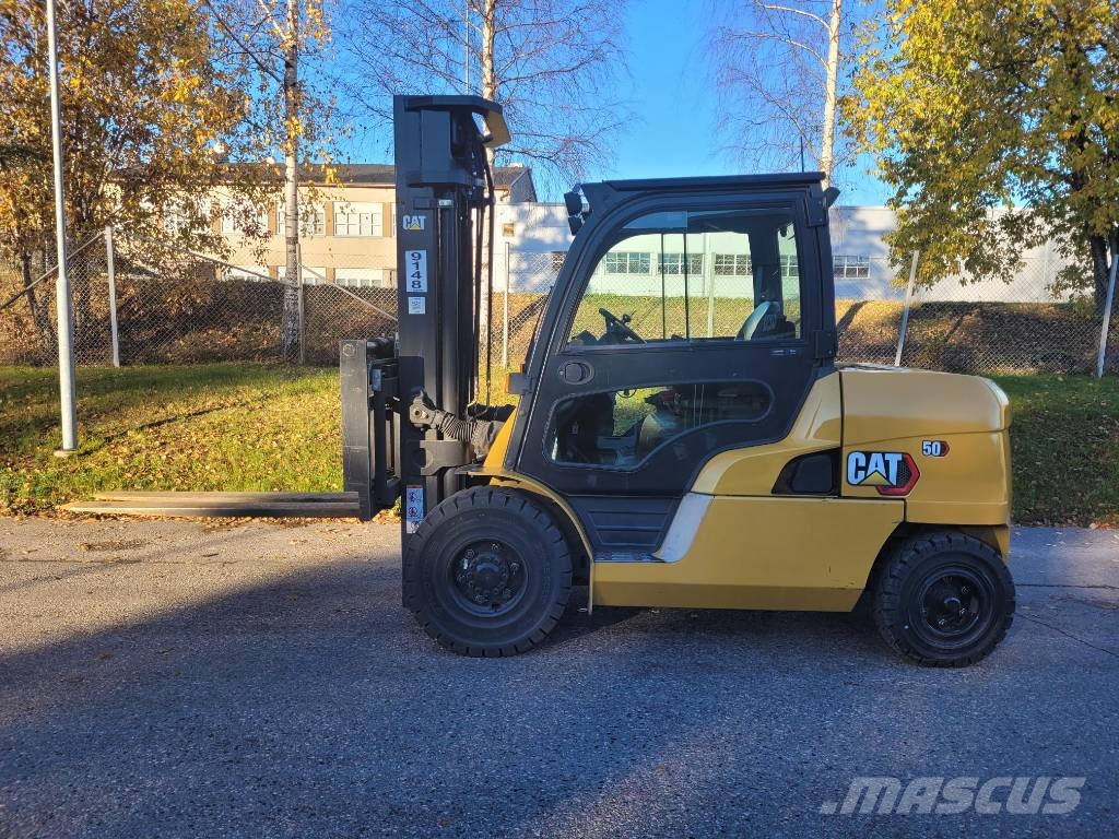 CAT DP50 NB Diesel Trucker