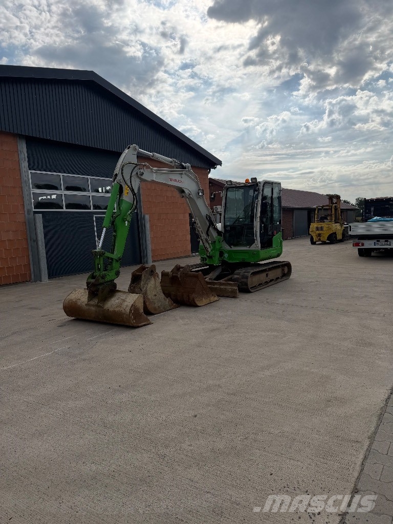 Takeuchi TB 260 Mini pelle < 7t