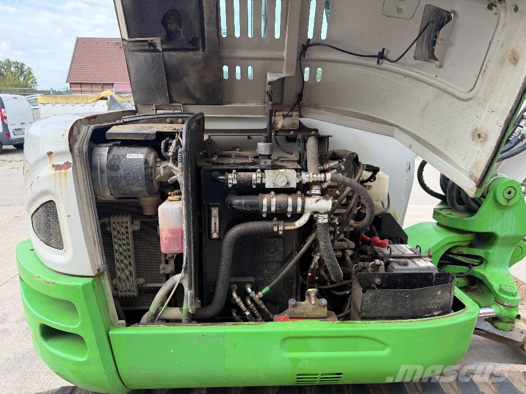 Takeuchi TB 260 Mini pelle < 7t