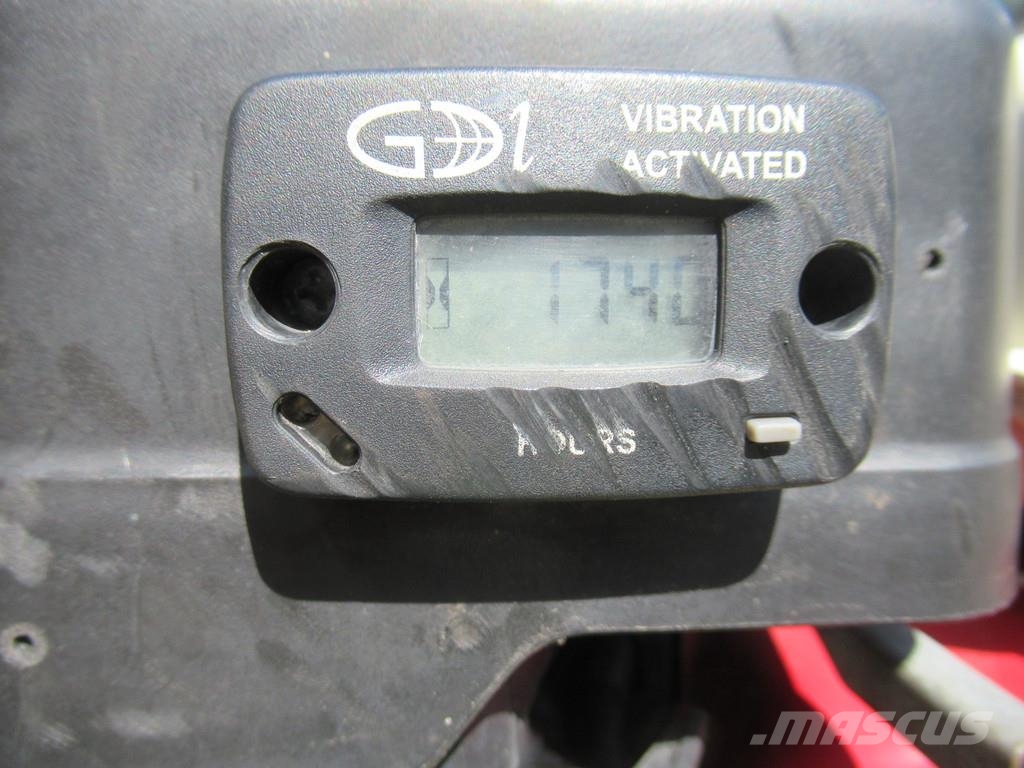 Weed Control + Kersten Traction-Comp + Air LPG Hyd Innenraumkehrmaschinen