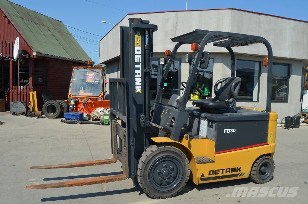 Detank FB30 Electric forklifts
