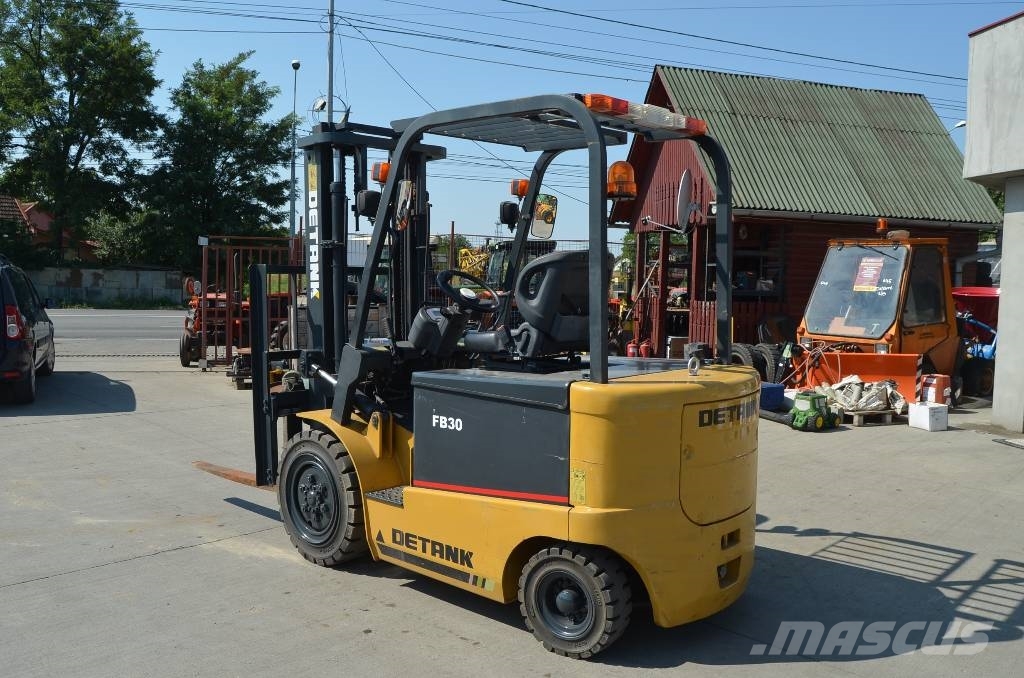 Detank FB30 Electric forklifts