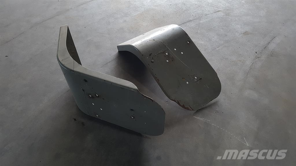 Volvo L30B-ZM2814132/ZM2814133-Mud guard/Kotfluegel Chassis and suspension