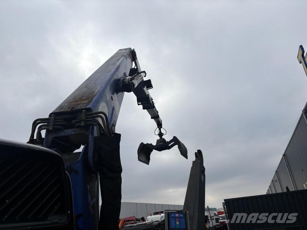 Ginaf X 4241 S + HMF 1643 Z2 + MANUAL + REMOTE + HYVA L Visurgājēji celtņi