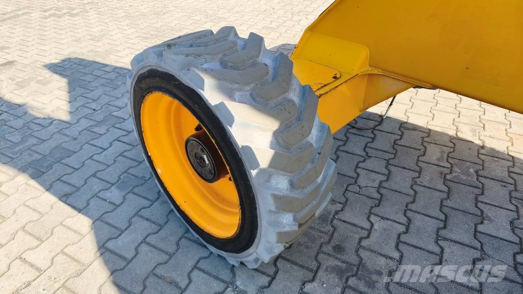 JLG M 600 JP Karos emelők