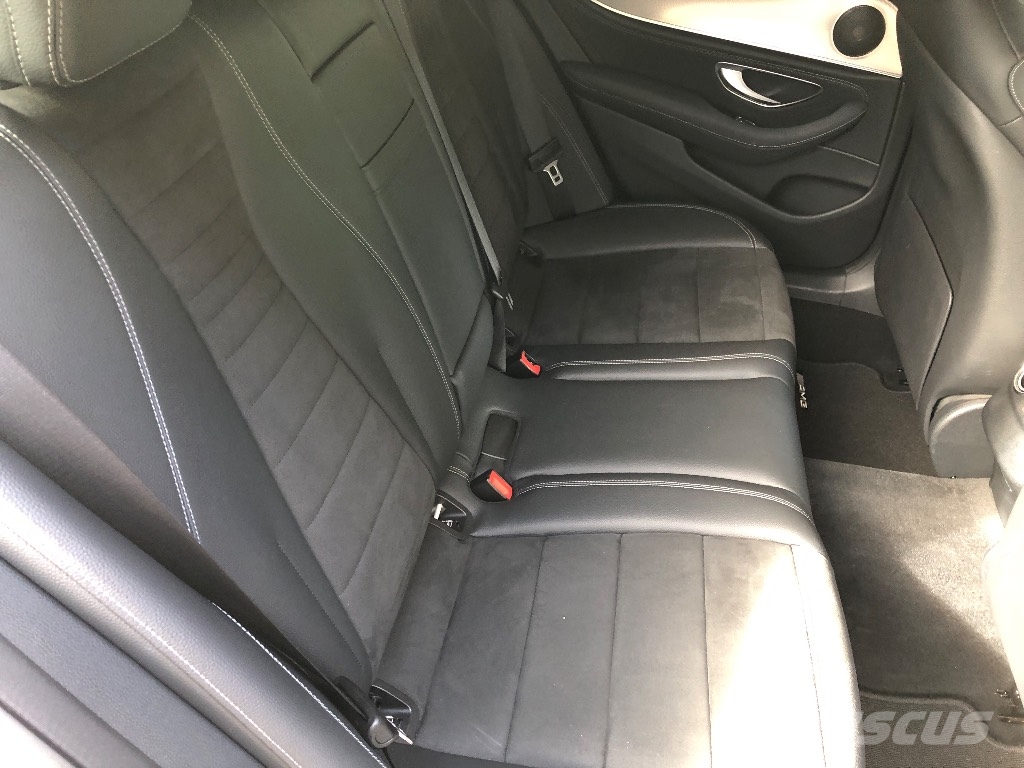 Mercedes-Benz E 300 T d Dodávky