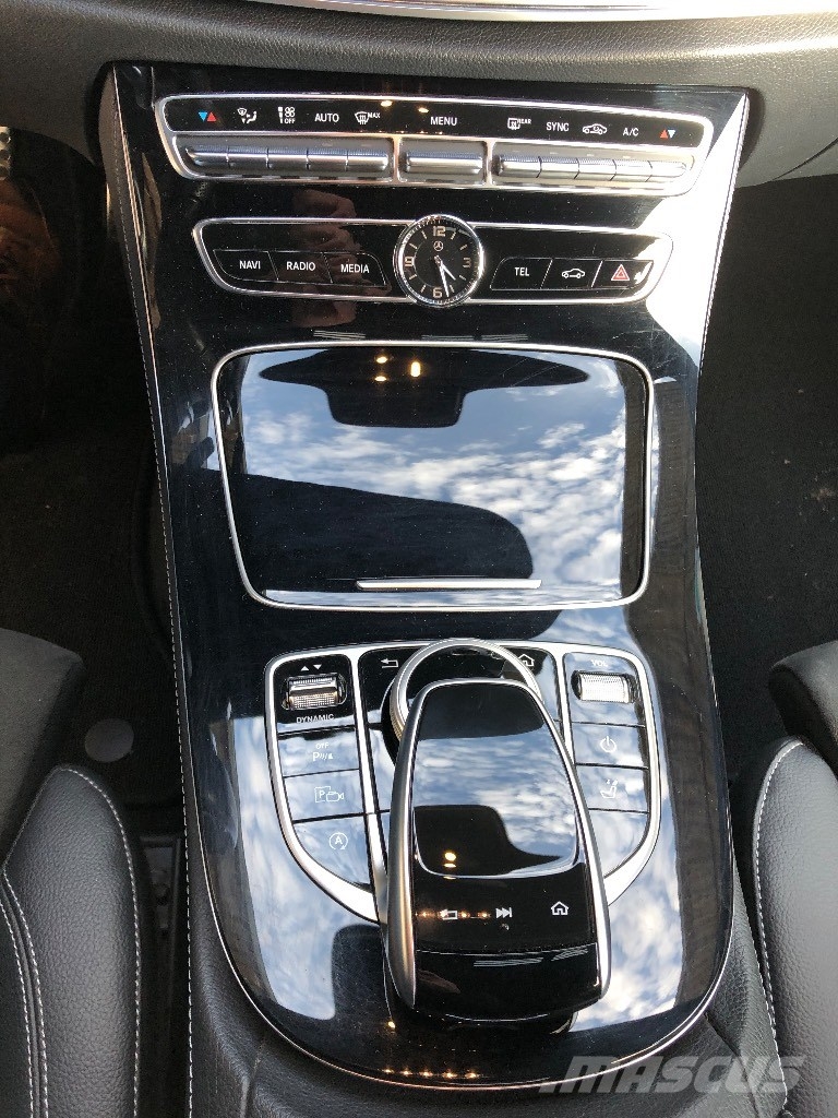 Mercedes-Benz E 300 T d Dodávky