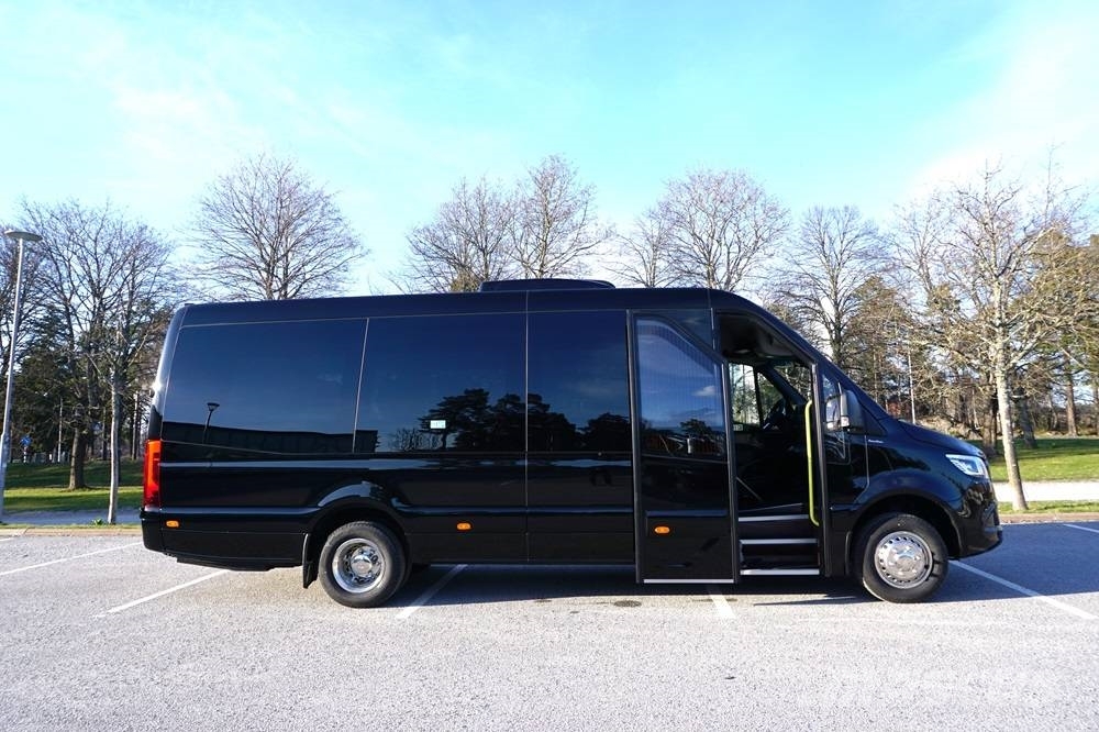 Mercedes-Benz 517 CDI Sprinter Tourline 19 pass Autobuses tipo pullman