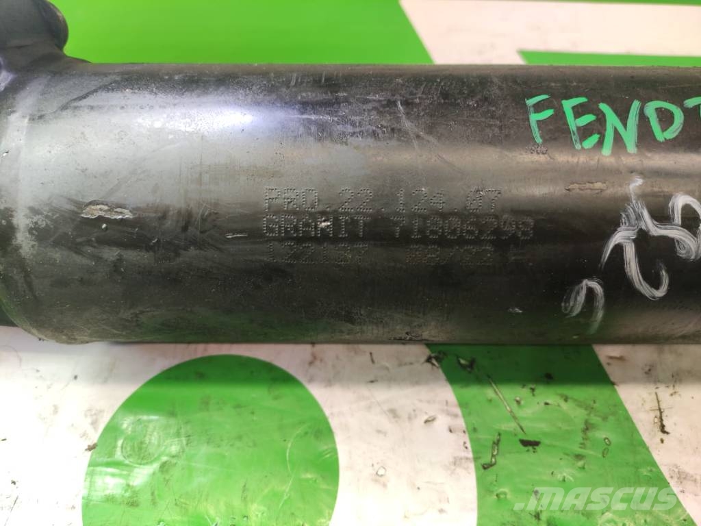 Fendt 816 Favorit Lift actuator 71806298 G916862030010 Bomlar ve kollar