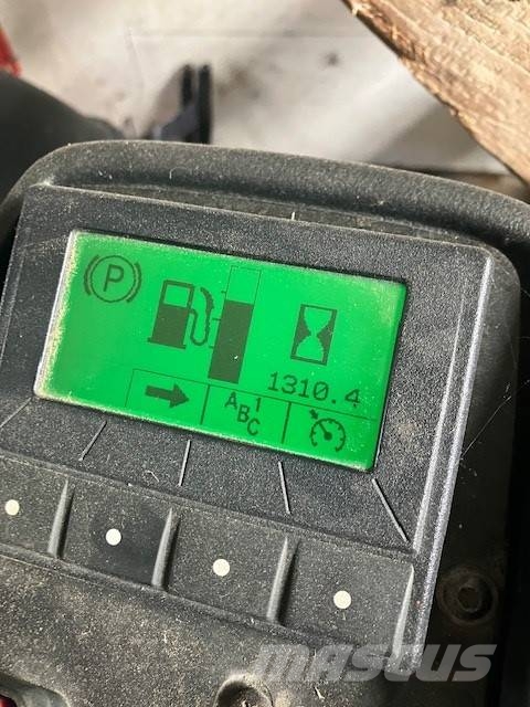 John Deere 7200 A 球道割草机