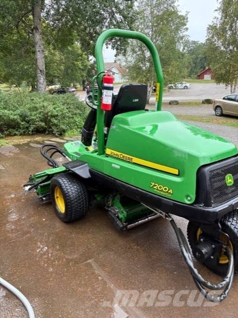 John Deere 7200 A 球道割草机